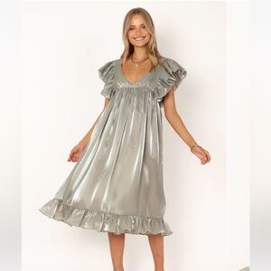 NWT Petal & Pup Olive Oro Dress